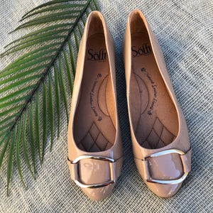 Every Girl Needs Flats - Size 6