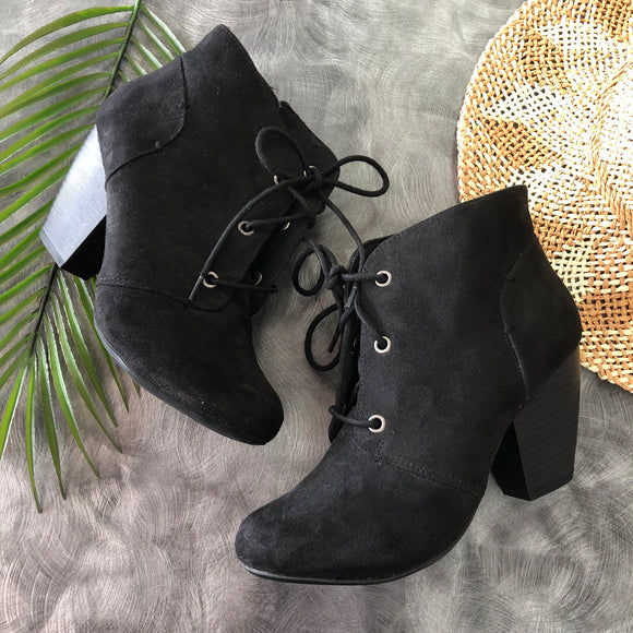 Basic Booties - Size 7