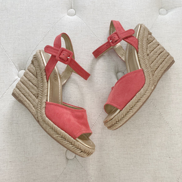 MICHAEL by Michael Shannon Wedges size 6 New
