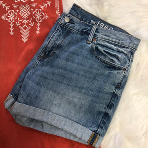 Gap Sexy Boyfriend Shorts Size 30