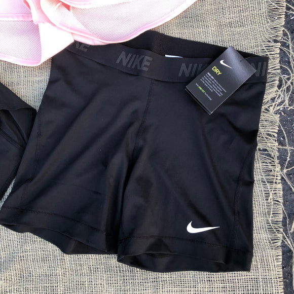 Nike DRY Shorts - Medium