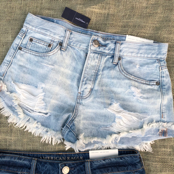 AEO Tomgirl Shortie - Size 8
