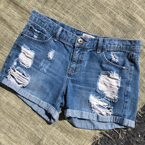 A Distressed Hot Mess - Size 9