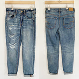American Eagle Tom Girl Distressed Jeans New 2 Regular