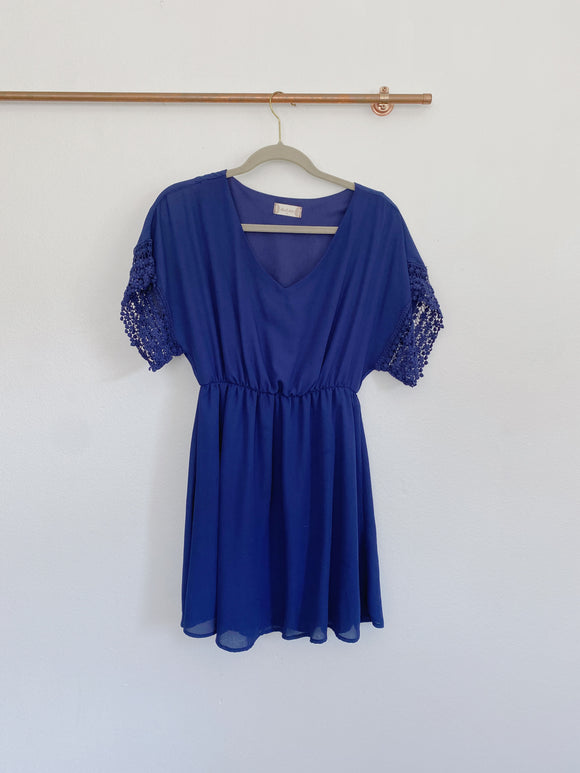 Altar'd State Navy Solid Embroider Sleeve Tunic Dress Medium