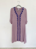 Piper & Scoot Embroidered Dress Small