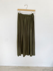 FREEWAY Olive Silk Wrap Skirt Small