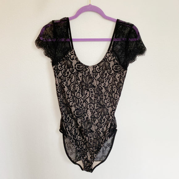 Express Lace Bodysuit XS