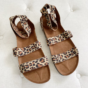 White Mountain Footbeds Leopard Sandals New