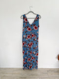 Xhilaration Floral Jumper size Medium
