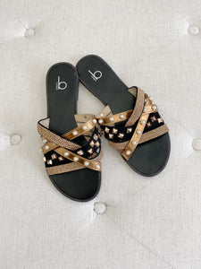Bakers Studded Pearl Sandals size 6