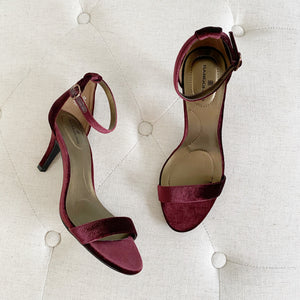 Bandolino Velvet Madia Wine Strap Heels New 6