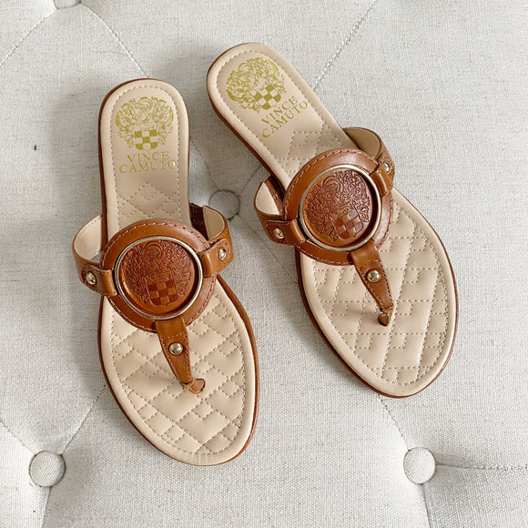 Vince Camuto Braida Quilted Leather Thong Sandals 6