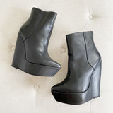 Max Axria by BCBG Neroli Leather Platform Booties 37.5