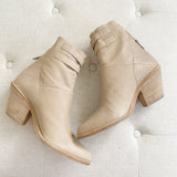 LD Tuttle The Glove Booties 38