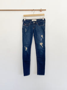 Hollister Dark Wash Skinny Jeans size 3 Regular Waist 26