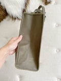 COACH Vintage Olive Dover Marlon Tote Bag