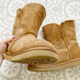 UGG Bailey Button Chestnut Boots 7