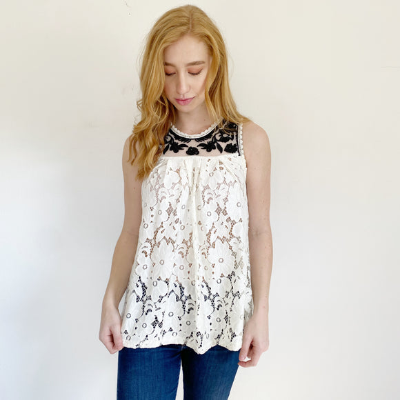 Romeo + Juliet Couture Tool Lace Embroidered Top S