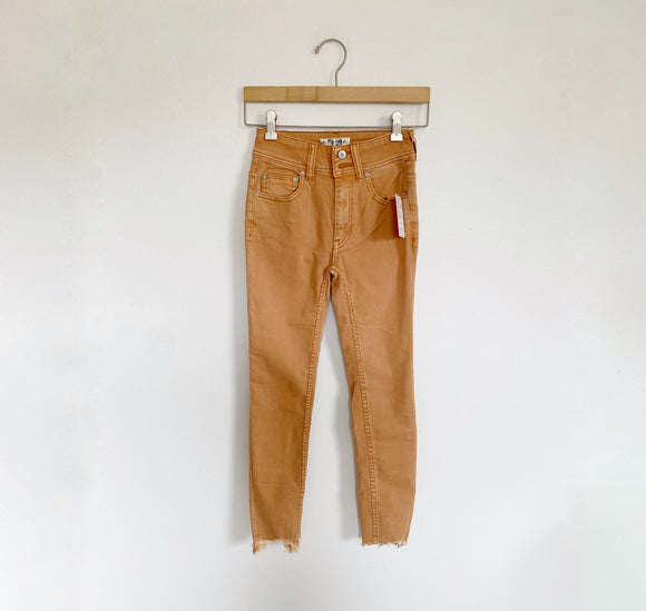 Free People We The Free Camel Jeans NWT 24