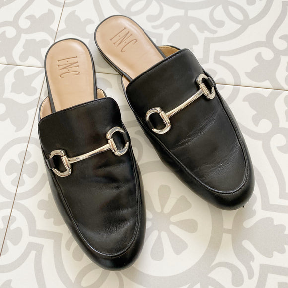 Inc Gilia Buckle Mules Size 9