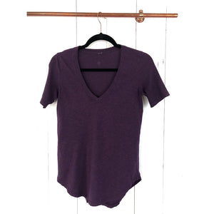 Lululemon Love Tee V Plum Top 4