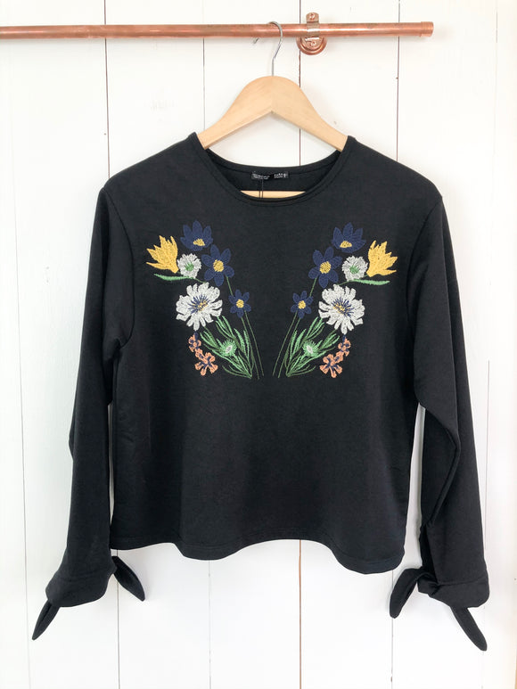 Zara Embroidered Long Sleeve Blouse NWT Small