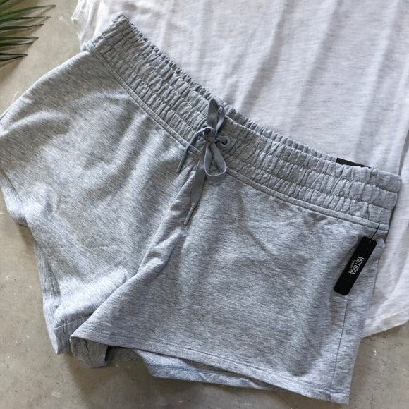 Victoria Sport Shorts - Medium