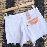 Levi’s 501 White Shorts - 25