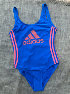 Adidas One Piece - M